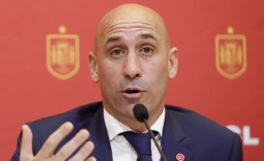 Juízas de Espanha pedem demissão imediata do presidente da federação de futebol