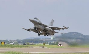 Noruega confirma que vai enviar aviões F-16 à Ucrânia