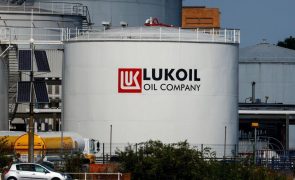 Bulgária prepara-se para abandonar processamento de petróleo russo