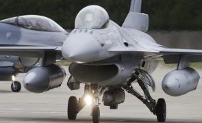 EUA iniciam em outubro treino de pilotos ucranianos em aviões de combate F-16