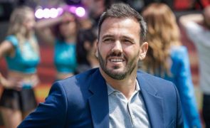Pedro Teixeira Ex-funcionária de restaurante desiludida com o ator: 