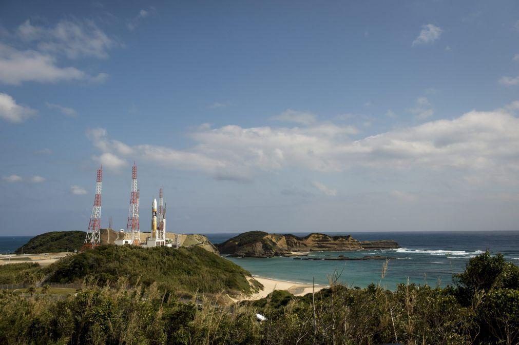 Japão cancela lançamento de foguetão devido ao mau tempo
