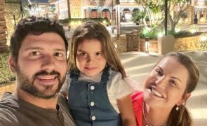 Tony Carreira Convidado especial! Cantor atuou no batizado da filha de Katia Aveiro