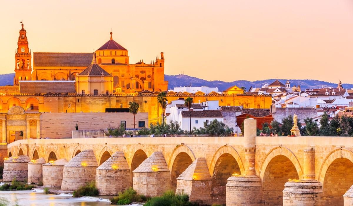 Viagens - Córdoba, a bela cidade espanhola das flores e da arquitetura monumental
