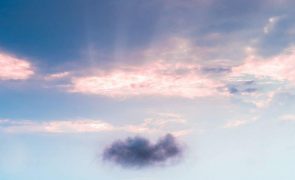 Meteorologia Céu nublado, chuva e descida da temperatura para 1 de setembro