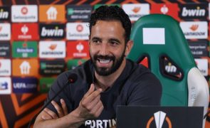 Amorim satisfeito com mercado do Sporting e a 'dever' jantar a Hugo Viana