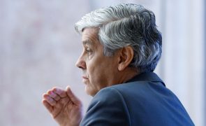 Mário Centeno defende que risco de fazer demais nas taxas de juro começa a ser material