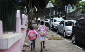 Encarregados de educação denunciam venda de vagas nas escolas angolanas