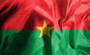 Ataque no Burkina Faso mata 17 soldados e 36 auxiliares do exército