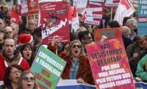 Salário de metade dos portugueses empregados não chega para as despesas -- estudo