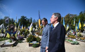 Blinken destaca em Kiev avanços militares ucranianas e reforça apoio dos EUA