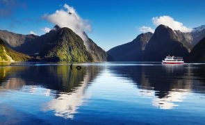 Viagens - Milford Sound, a oitava maravilha da natureza é um dos destinos da moda