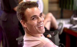 Zé Lopes Sobre o papel de comentador do Big Brother: 