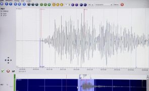 Sismo de 6,9 na escala de Richter causa pelo menos 296 mortos em Marrocos