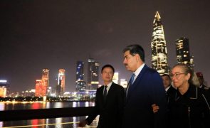 Maduro quer ajuda da China para inclusão da Venezuela nos BRICS
