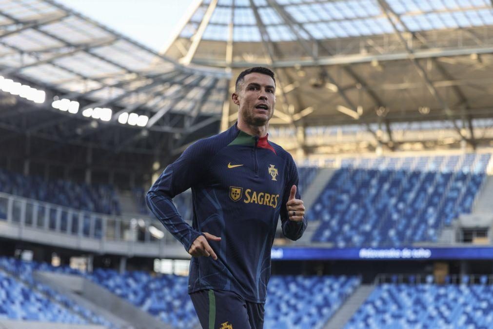 Castigado Cristiano Ronaldo deixa trabalhos da seleção e regressa ao Al Nassr