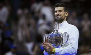 Djokovic bate Medvedev e conquista 24.º 'major' em Nova Iorque