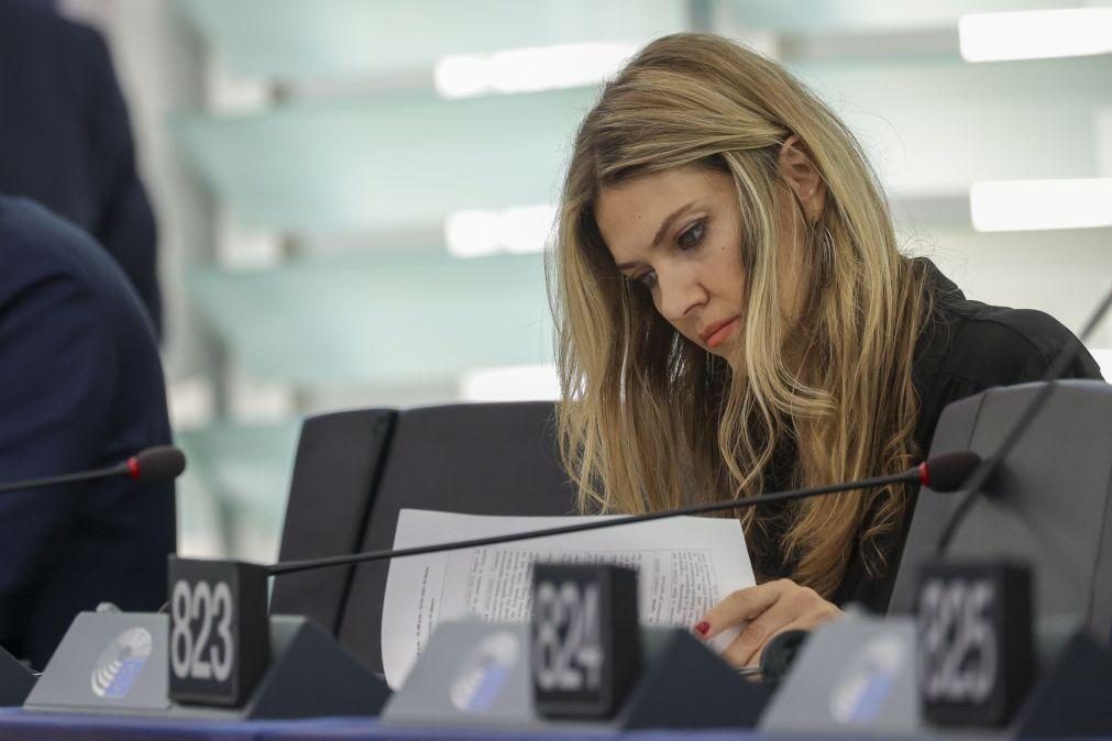 Qatargate: PE dá 'luz verde' a regras mais apertadas para eurodeputados