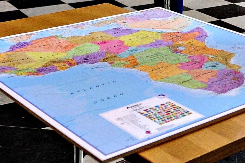 EUA anunciam mil milhões de dólares para desenvolvimento do corredor logístico do Lobito