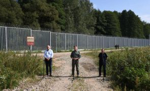 Polónia vai aumentar muros fronteiriços com Bielorrússia e Rússia