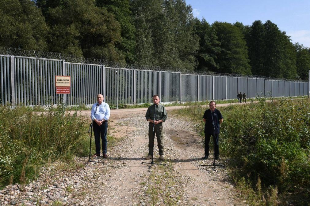 Polónia vai aumentar muros fronteiriços com Bielorrússia e Rússia