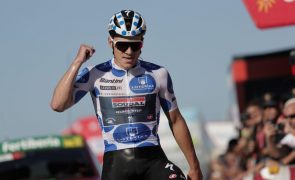 Remco Evenepoel vence pela terceira vez, Kuss é mais líder da Volta a Espanha