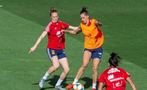 Espanholas campeãs do mundo de futebol mantêm recusa em jogar na seleção