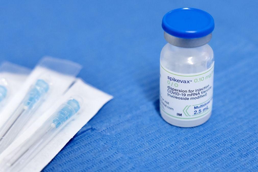 UE autoriza comercialização de nova versão da vacina da Moderna contra a covid-19