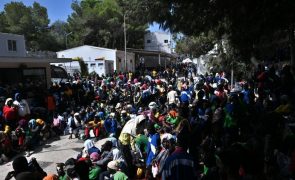 Meloni diz que pressão migratória sobre Itália é insustentável e quer ação da UE