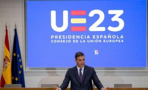 Socialistas espanhóis colocam uso do basco, catalão e galego na agenda europeia
