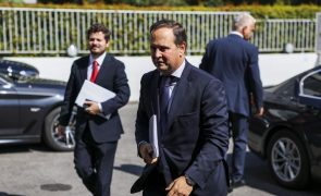 Governo garante que vai monitorizar preços dos combustíveis e agir se necessário
