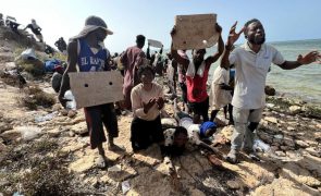 Cerca de 500 migrantes da África subsaariana expulsos do centro de Sfax