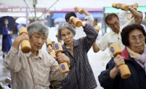 Japão volta a bater recorde de centenários, 10% da população tem mais de 80 anos