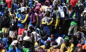 Setembro com novo recorde de migrantes resgatados no mar em Espanha