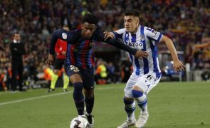 Balde renova com o FC Barcelona até 2028 com cláusula de mil milhões de euros