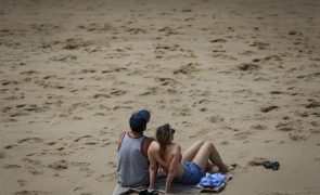 Número de casais com ambos os elementos desempregados sobe 3,5% em agosto