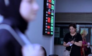 Banco central turco sobe taxa de juro para 30%
