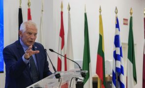 UE deve ser solidária para com Itália em relação aos migrantes