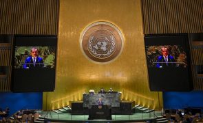 Azerbaijão promete tratar arménios de Nagorno-Karabakh como cidadãos iguais