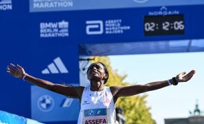 Tigst Assefa pulveriza recorde mundial feminino da maratona em Berlim