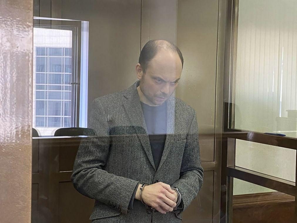 Opositor russo Kara-Murza transferido para prisão de alta segurança na Sibéria