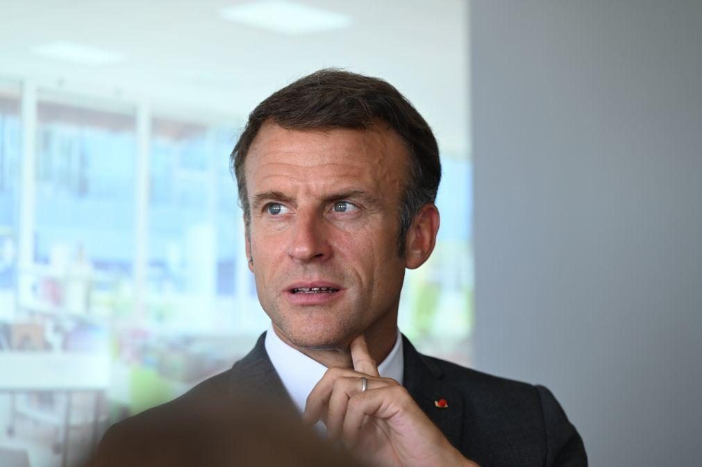 Macron anuncia regresso de embaixador e de militares franceses do Níger
