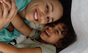 Rita Pereira Os registos icónicos do filho Lonô no Brasil: 