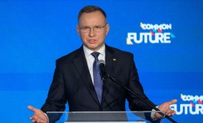 Polónia avisa que não entregará armas recém adquiridas à Ucrânia