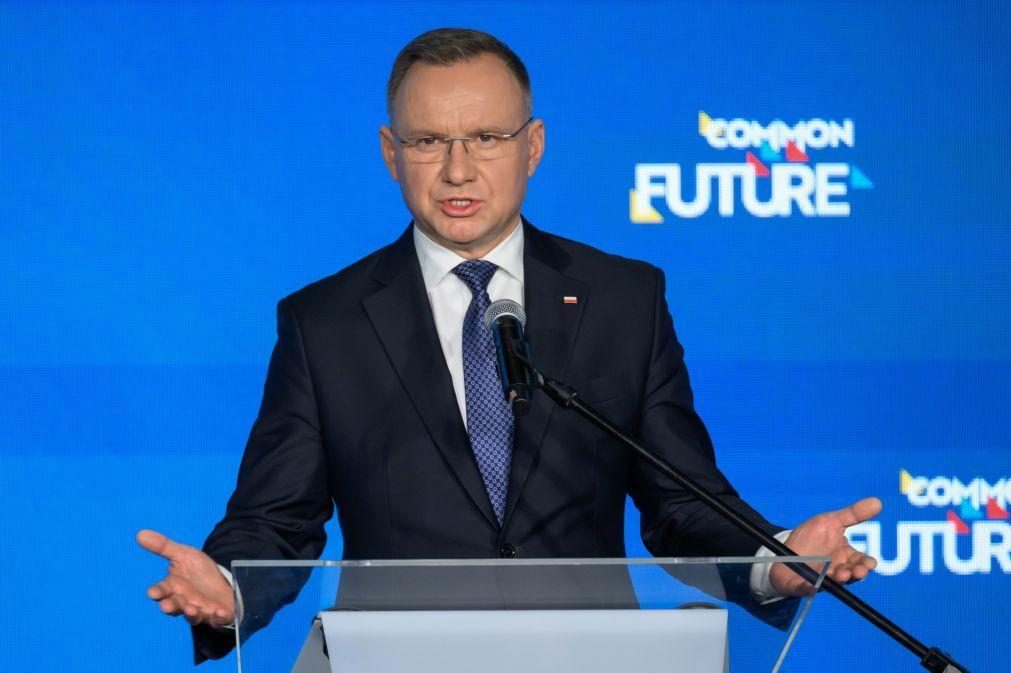 Polónia avisa que não entregará armas recém adquiridas à Ucrânia