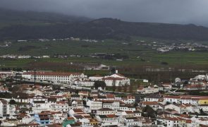 Dois sismos de magnitude 2 e 2,4 sentidos na ilha Terceira