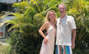 Rosa Bela Recebe declaração de Carlos Areia e não contém as lágrimas!