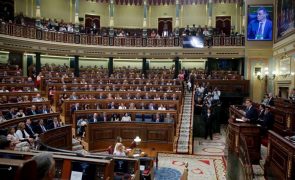 Parlamento de Espanha rejeita em definitivo candidatura de Feijóo