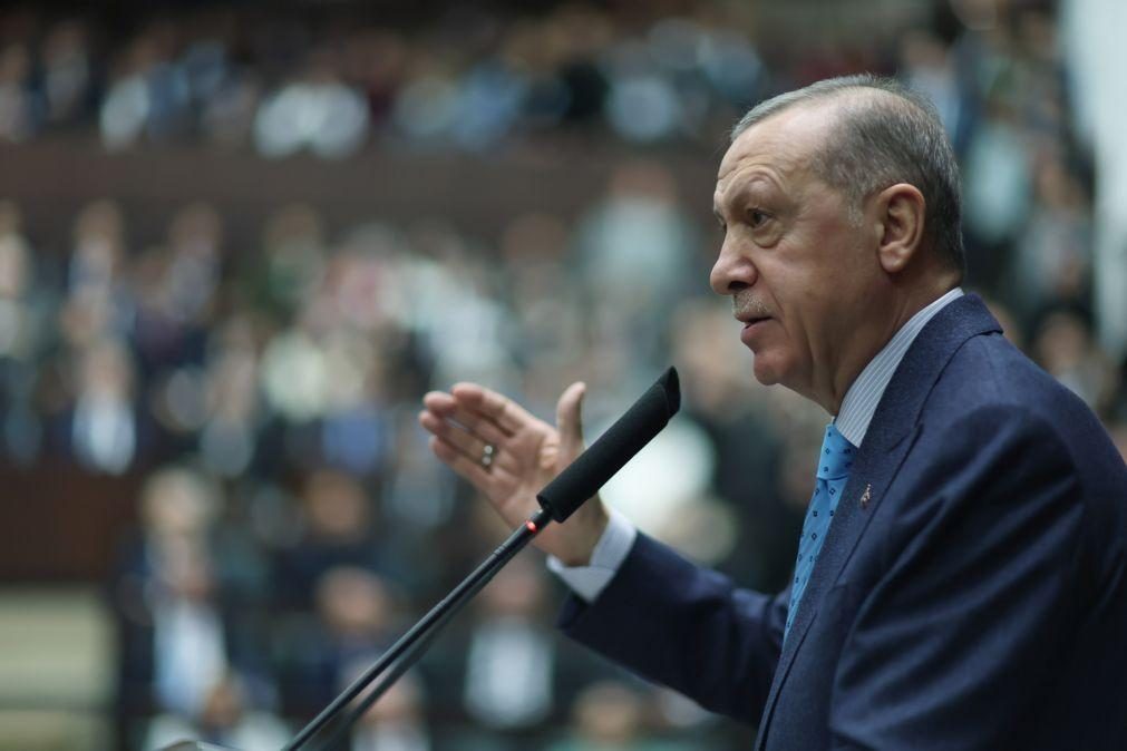 Erdogan diz que Turquia já 