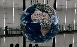 FMI defende austeridade e reestruturações para evitar crise da dívida em África